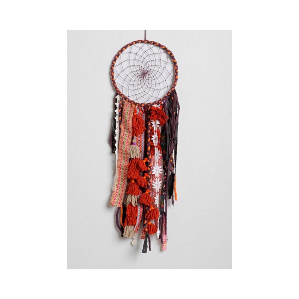 UO magical thinking vashti Dreamcatcher